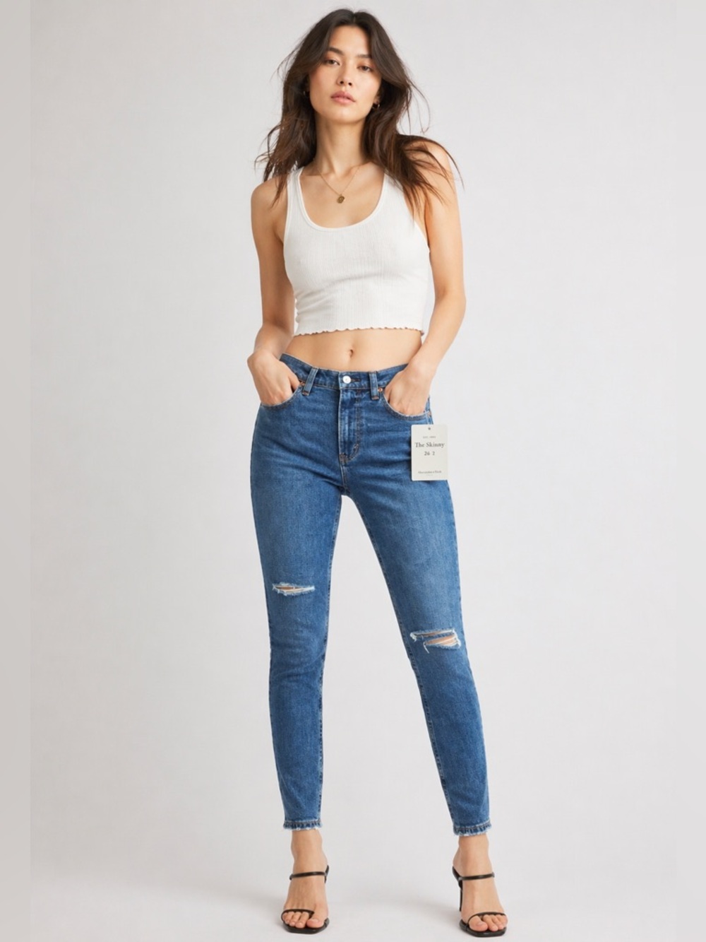 NWT Abercrombie & Fitch Women’s The Skinny High Rise Jeans - Size 26/2